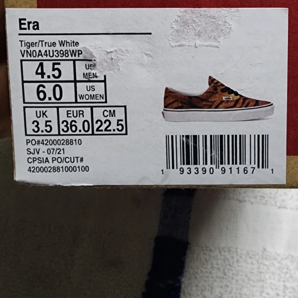 VANS ERA Men's 4.5 / Women's 6 Skate Shoes Tiger/True White - Picture 3 of 7